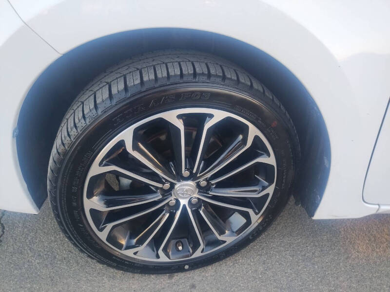 2015 Toyota Corolla S Plus