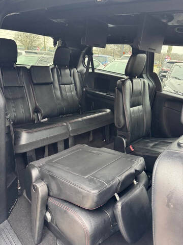 2016 Dodge Grand Caravan R/T