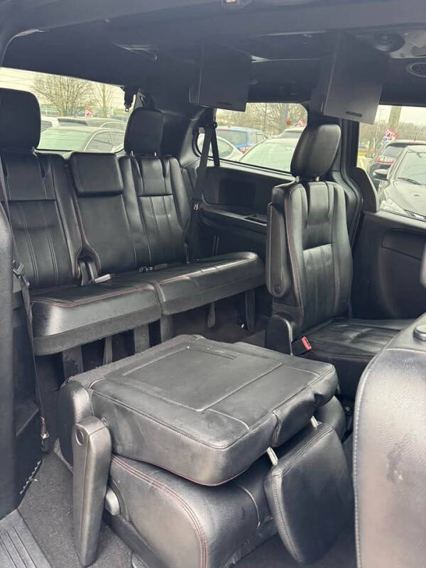 2016 Dodge Grand Caravan R/T