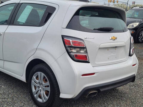 2017 Chevrolet Sonic LT Auto Fleet