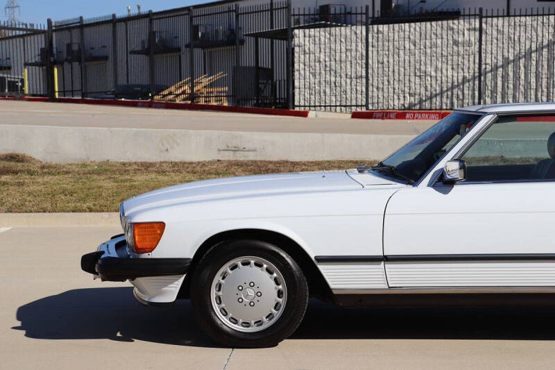 1988 Mercedes-Benz 560-Class 560 SL
