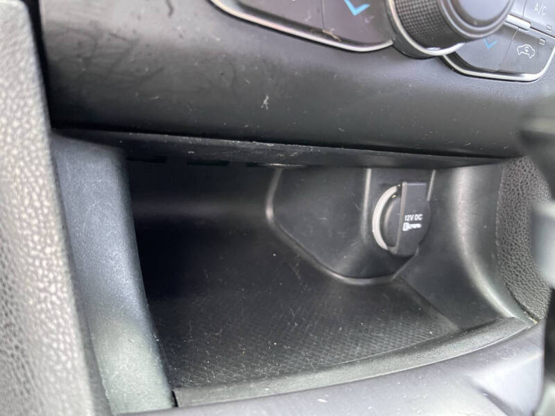 2015 Dodge Charger SE