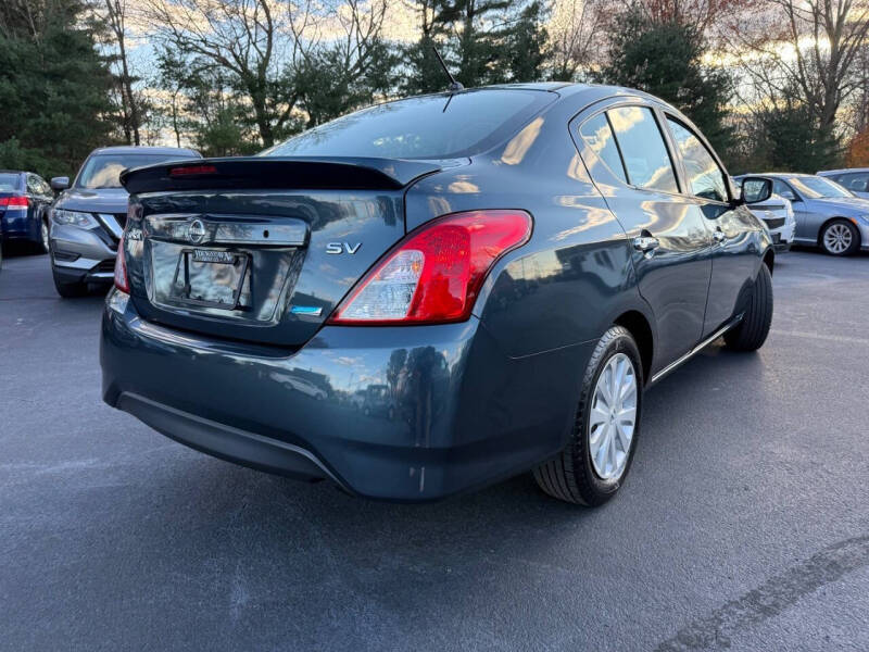 2016 Nissan Versa 1.6 SV