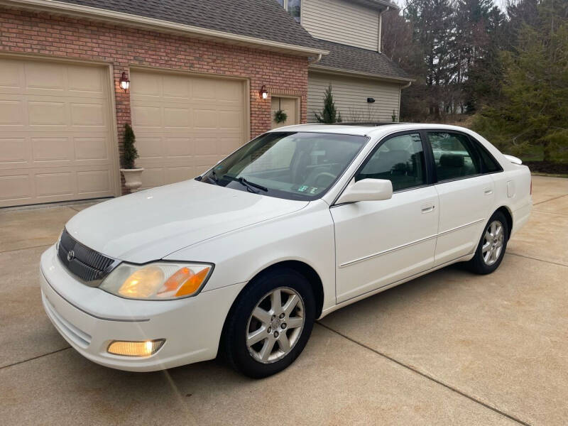 2001 Toyota Avalon for sale at VILO Motors LTD in Euclid OH