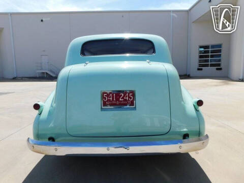 1939 Pontiac Silver Streak