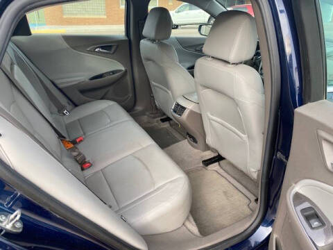 2017 Chevrolet Malibu LT