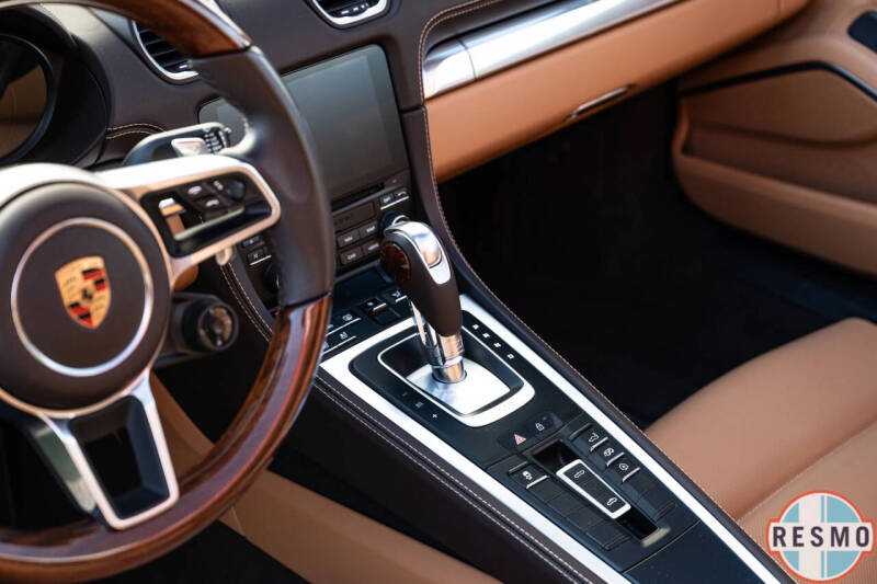 2023 Porsche 718 Boxster S