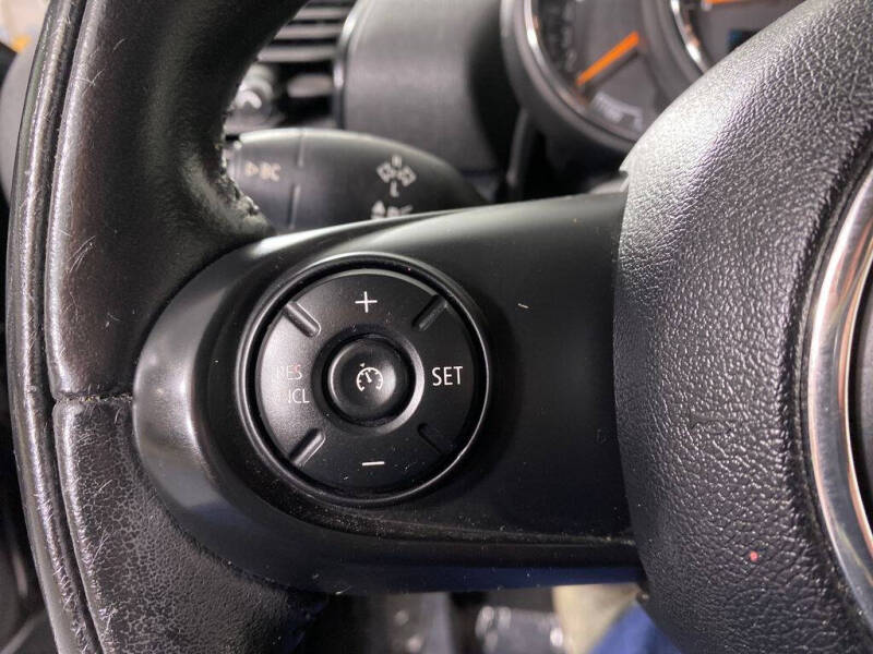 2017 MINI Clubman Cooper