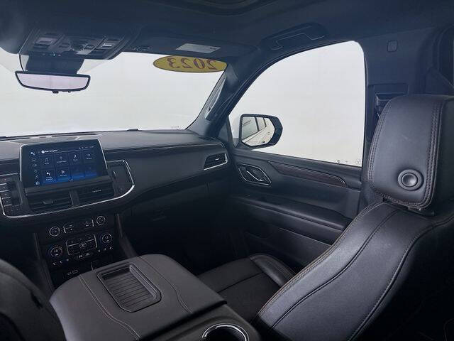 2023 Chevrolet Suburban High Country