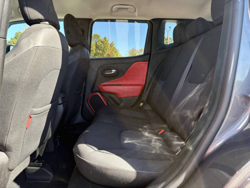 2017 Jeep Renegade Trailhawk