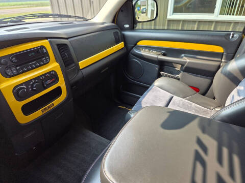 2005 Dodge Ram 1500 SRT-10