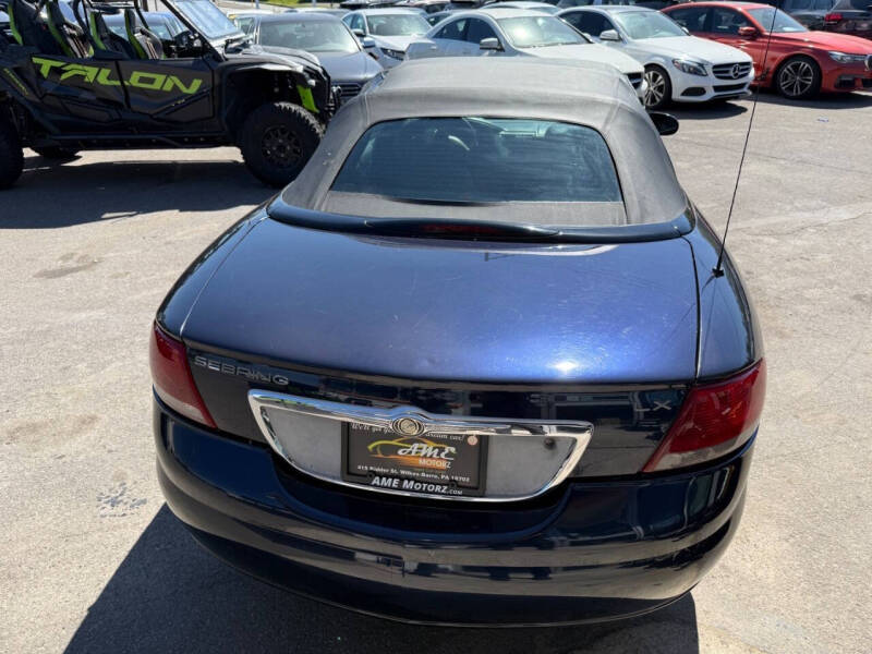 2004 Chrysler Sebring LX