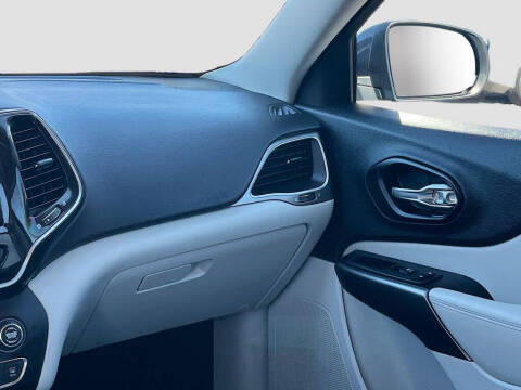 2021 Jeep Cherokee Latitude Plus