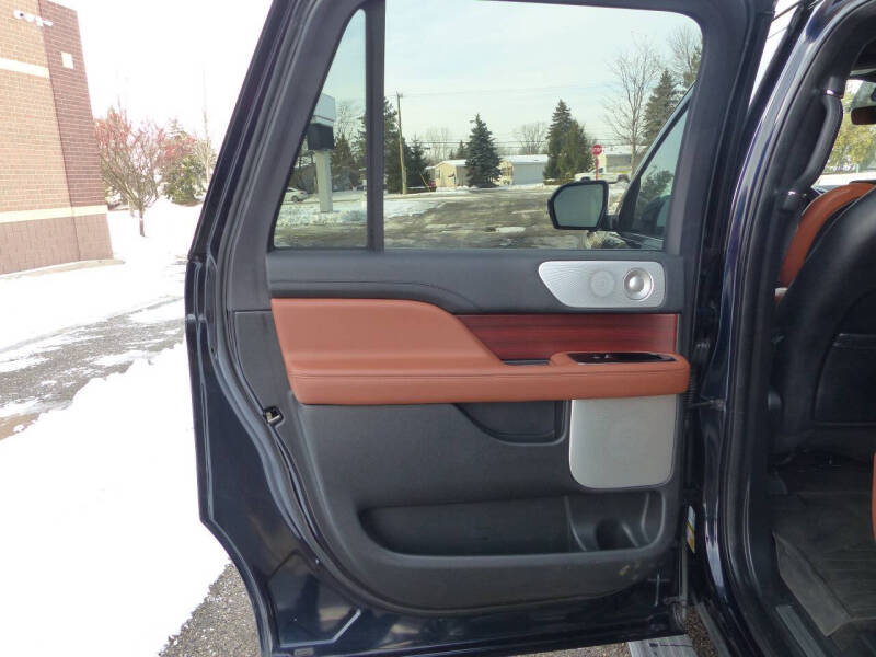 2021 Lincoln Navigator L Reserve