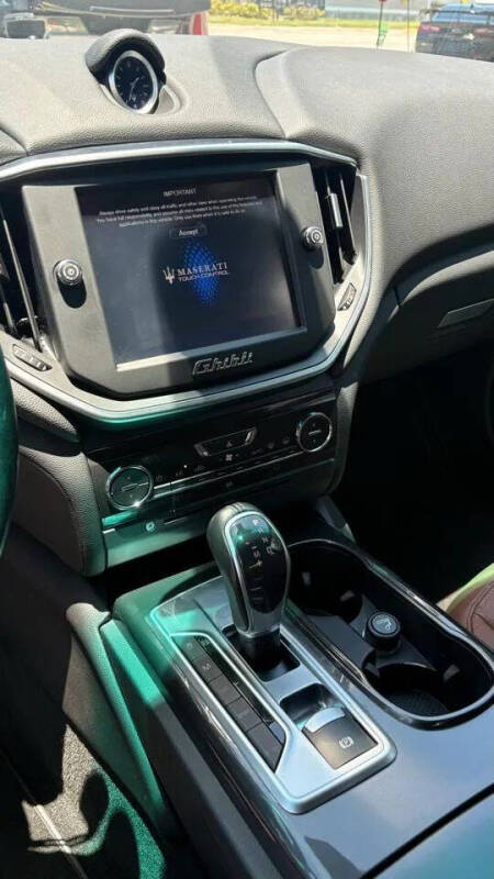 2014 Maserati Ghibli