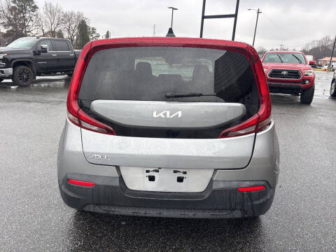 2022 Kia Soul LX