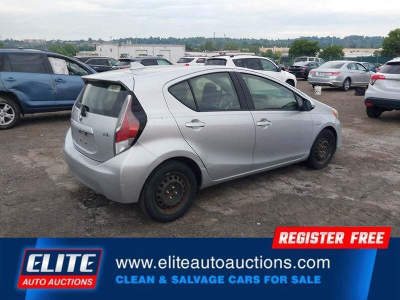 2015 Toyota Prius c One