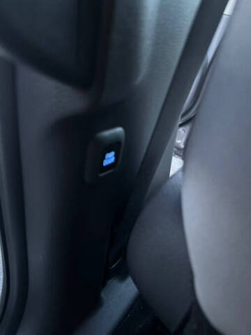 2021 Toyota Sienna LE 8-Passenger