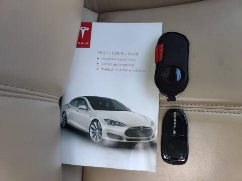 2014 Tesla Model S
