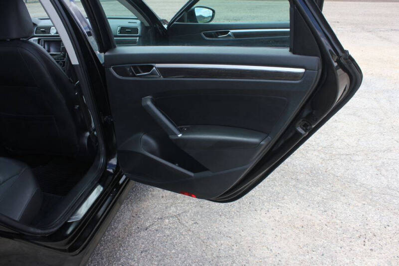 2016 Volkswagen Passat