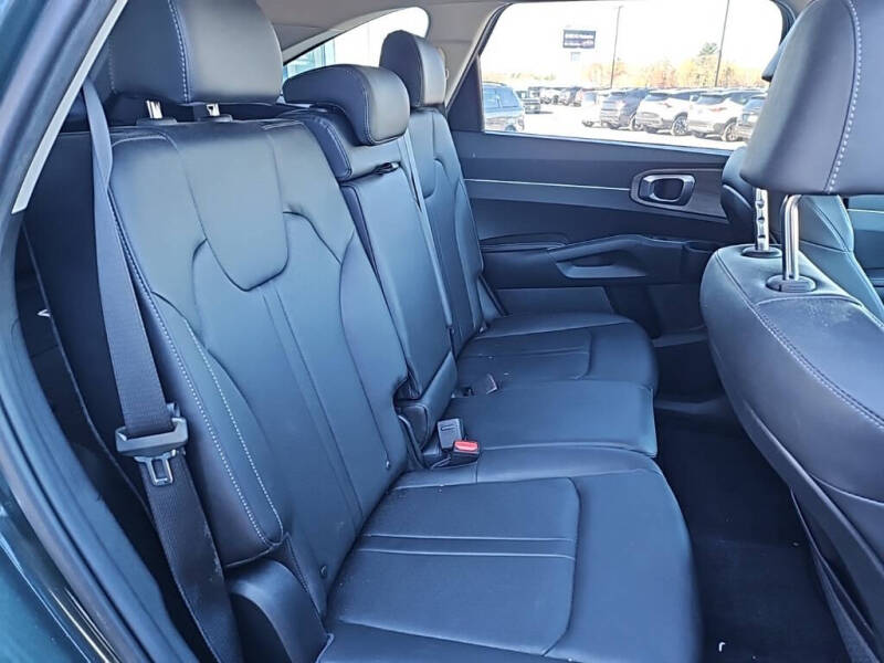 2023 Kia Sorento X-Line S