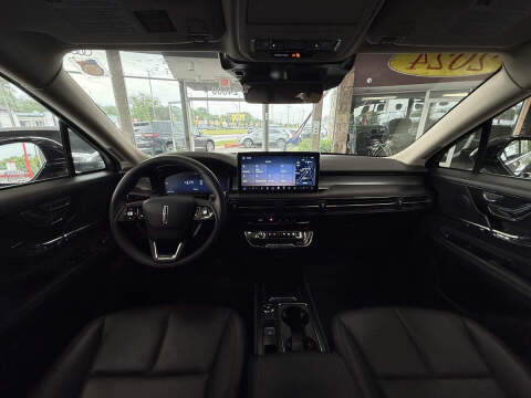 2024 Lincoln Corsair Premiere