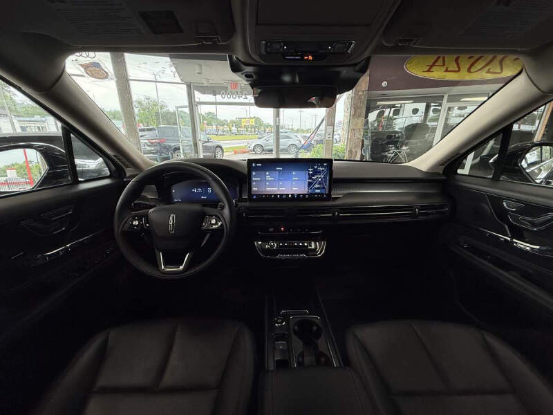 2024 Lincoln Corsair Premiere