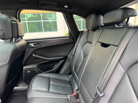 2017 Porsche Macan GTS