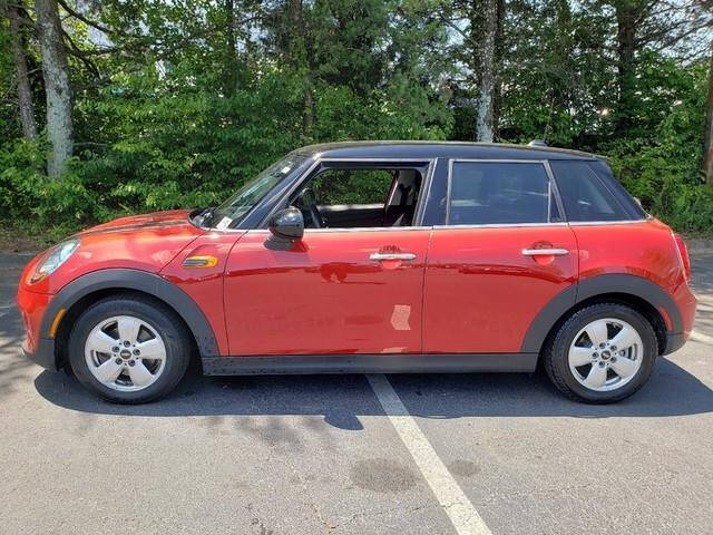 2017 MINI Hardtop 4 Door Cooper