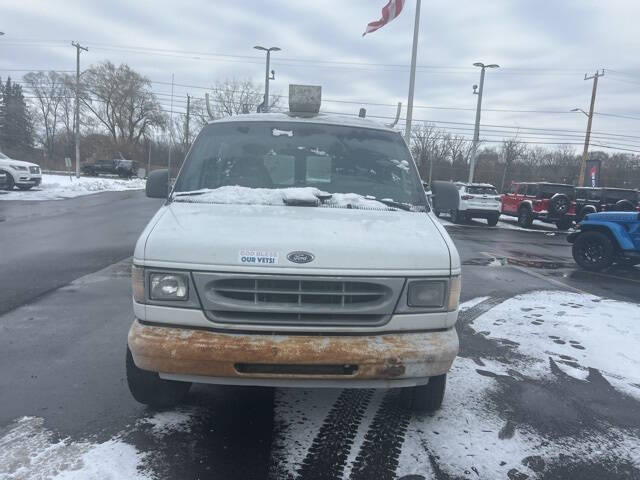 2000 Ford E-350 SD