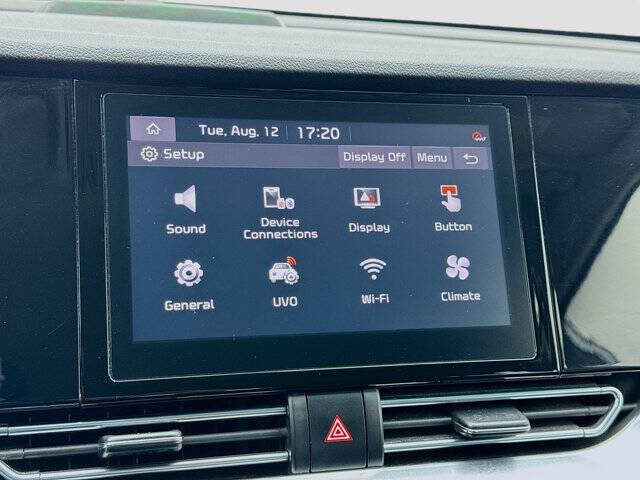 2022 Kia Niro Plug-In Hybrid LXS