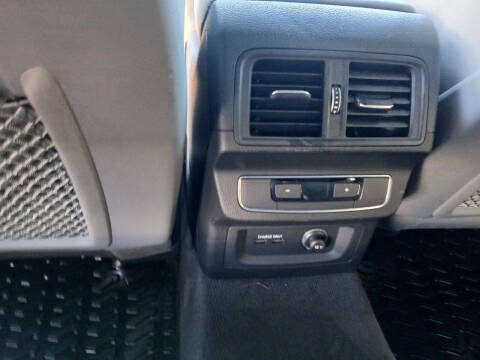 2020 Audi SQ5 3.0T quattro Premium Plus