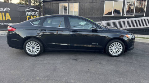 2014 Ford Fusion Hybrid SE