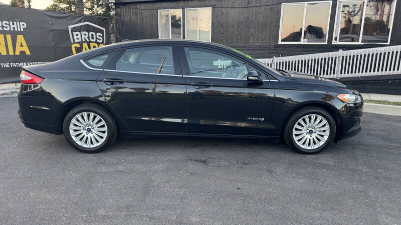 2014 Ford Fusion Hybrid SE