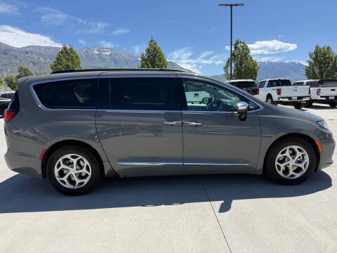 2023 Chrysler Pacifica Limited