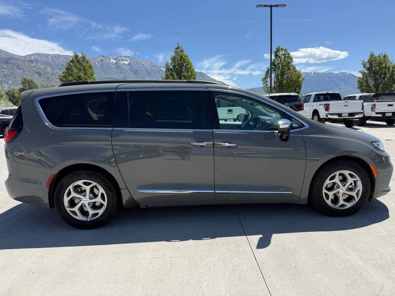 2023 Chrysler Pacifica Limited