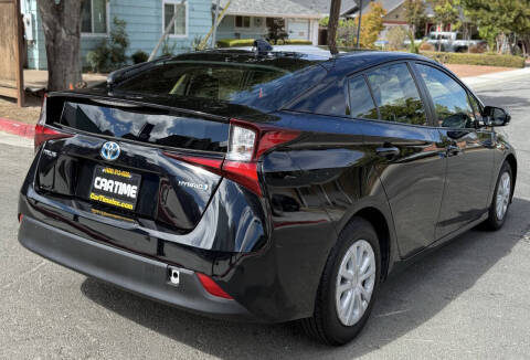 2020 Toyota Prius LE
