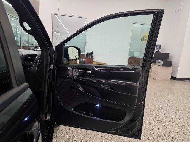 2018 Dodge Grand Caravan SE