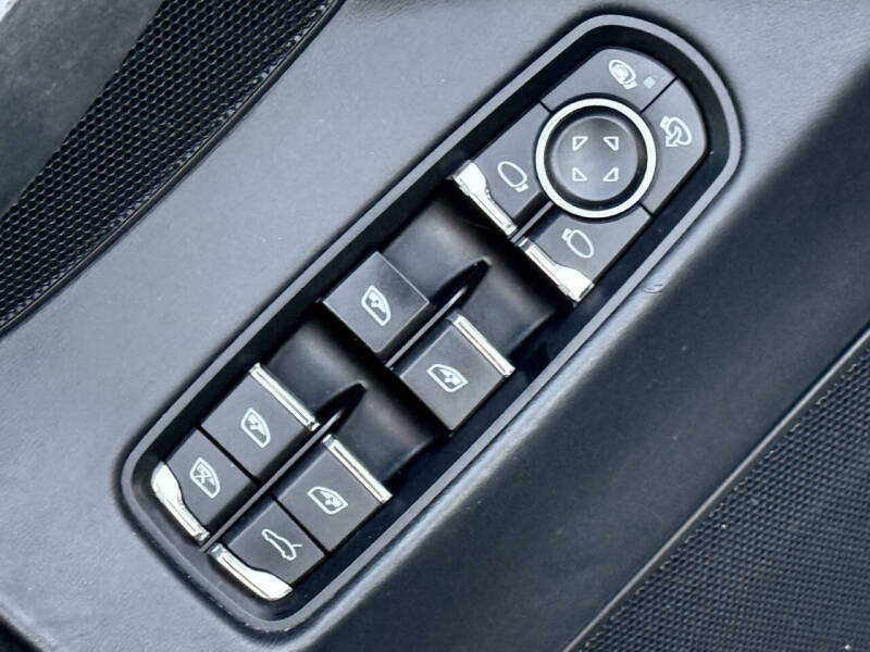 2016 Porsche Panamera GTS