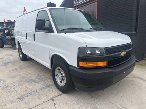 2023 Chevrolet Express 2500