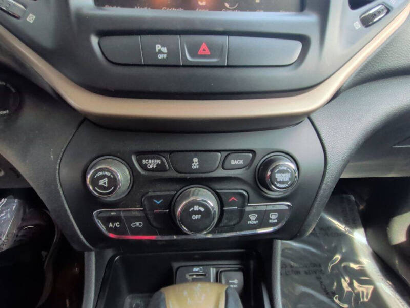 2017 Jeep Cherokee Latitude
