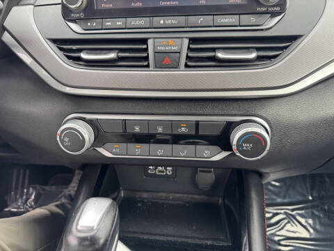 2024 Nissan Altima 2.5 SR