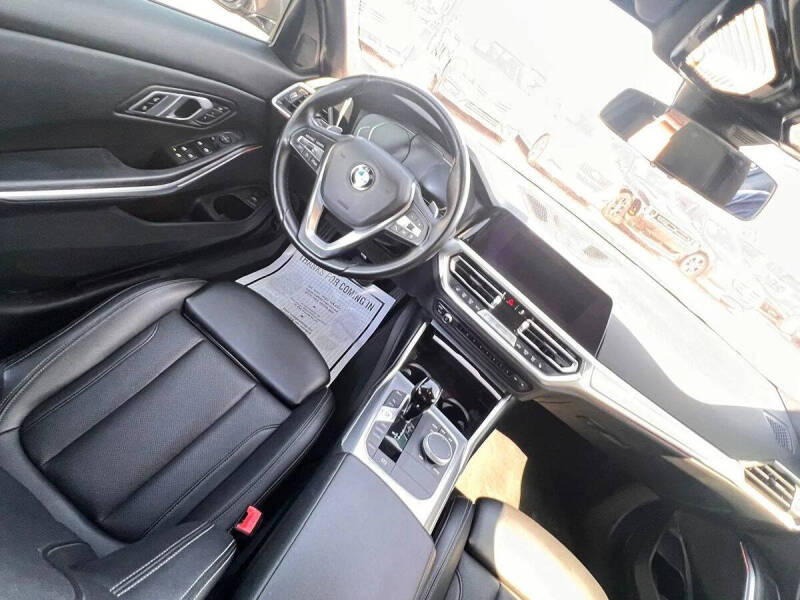 2022 BMW 3 Series 330i