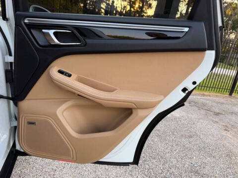 2017 Porsche Macan S