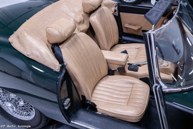 1970 Jaguar E-Type 46
