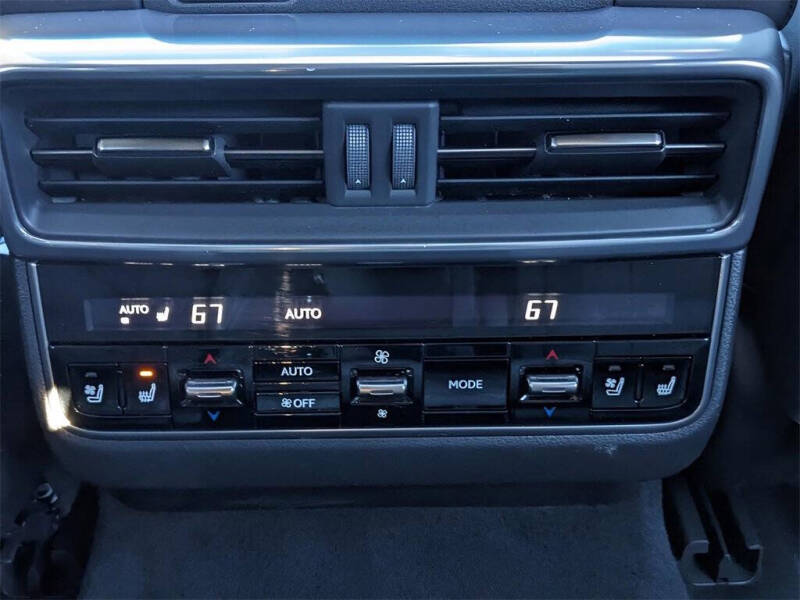 2022 Lexus LX 600 Luxury