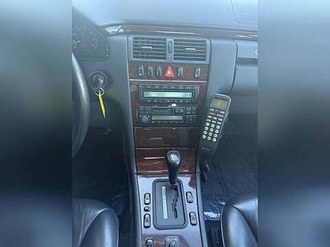 1996 Mercedes-Benz E-Class E 320