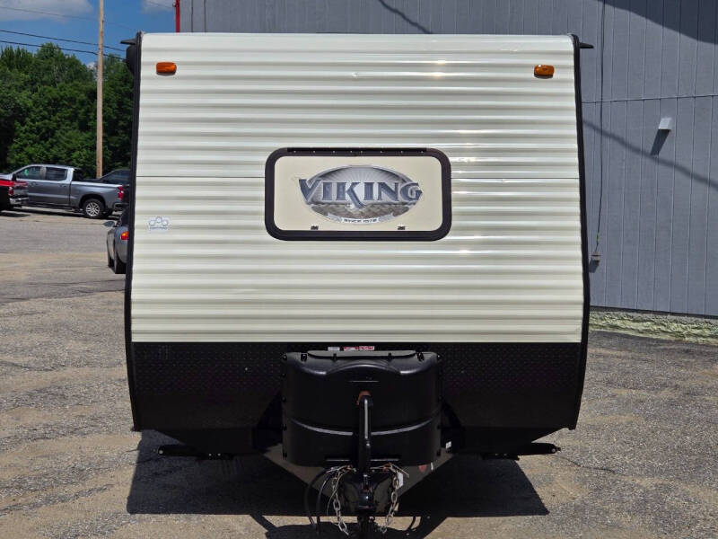 2017 Viking 21FQ