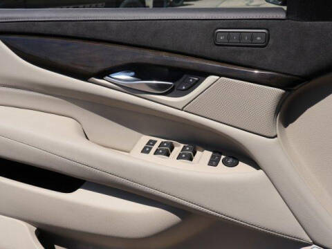 2020 Cadillac Escalade Luxury