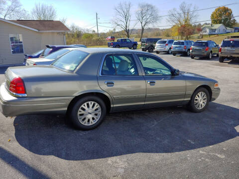 2004 Ford Crown Victoria for sale at K & P Used Cars, Inc. in Philadelphia TN